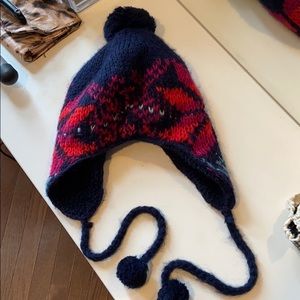 AE winter hat, with pom poms
